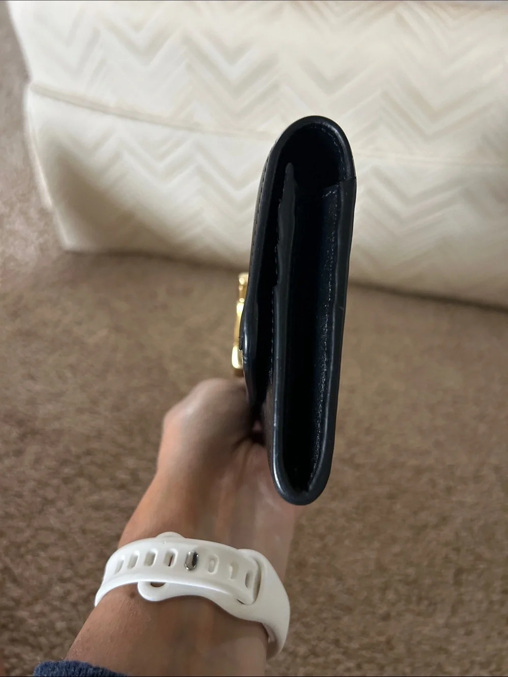 Chloe Black Leather Continental Wallet with Gold 'C' Hardware - Picture 3 of 16